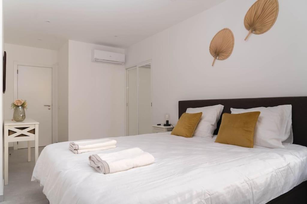Carvoeiro Roof Top Apartment, Next To The Beach! Esterno foto