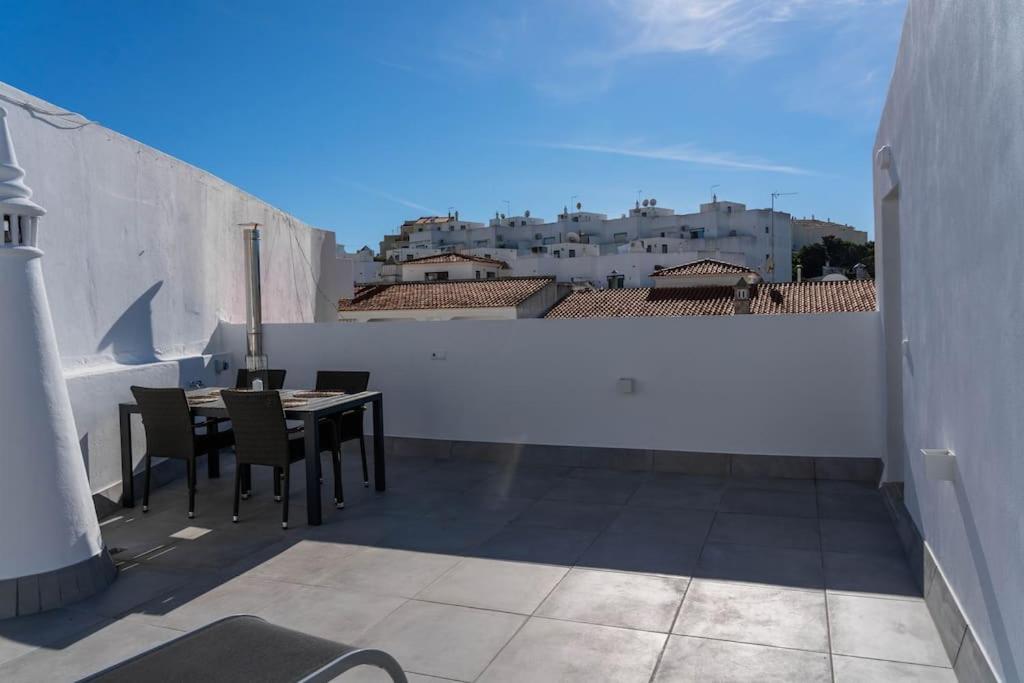 Carvoeiro Roof Top Apartment, Next To The Beach! Esterno foto